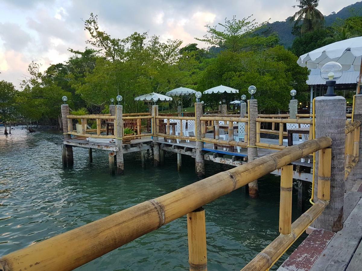 ฺbay Yard Hut Koh Chang Exterior foto