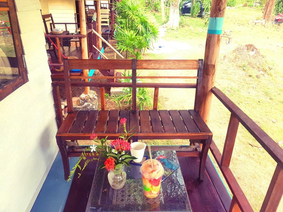 ฺbay Yard Hut Koh Chang Exterior foto
