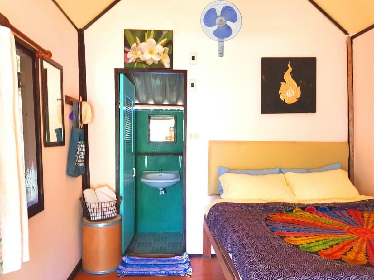 ฺbay Yard Hut Koh Chang Exterior foto