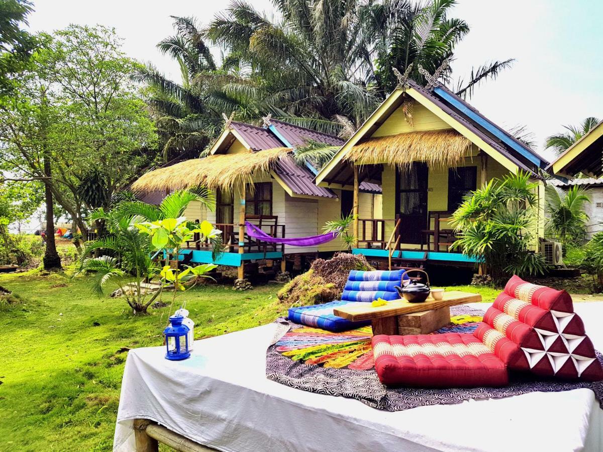 ฺbay Yard Hut Koh Chang Exterior foto