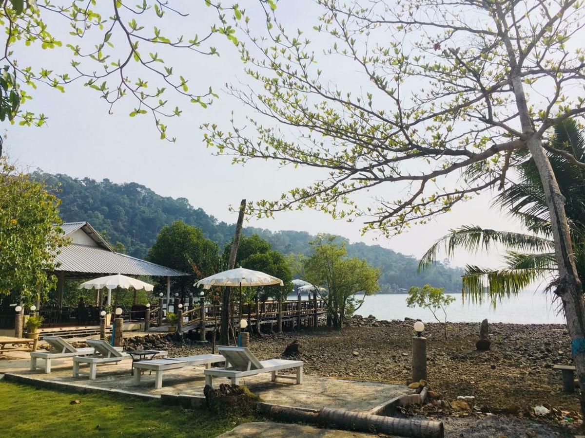 ฺbay Yard Hut Koh Chang Exterior foto